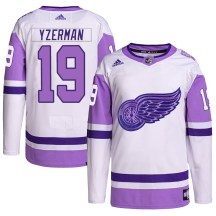 Detroit Red Wings Youth Steve Yzerman Adidas Authentic White/Purple Hockey Fights Cancer Primegreen Jersey