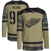 Detroit Red Wings Youth Joe Veleno Adidas Authentic Camo Military Appreciation Practice Jersey