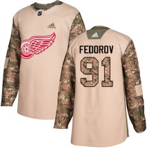 Detroit Red Wings Men's Sergei Fedorov Adidas Authentic Camo Veterans Day Practice Jersey